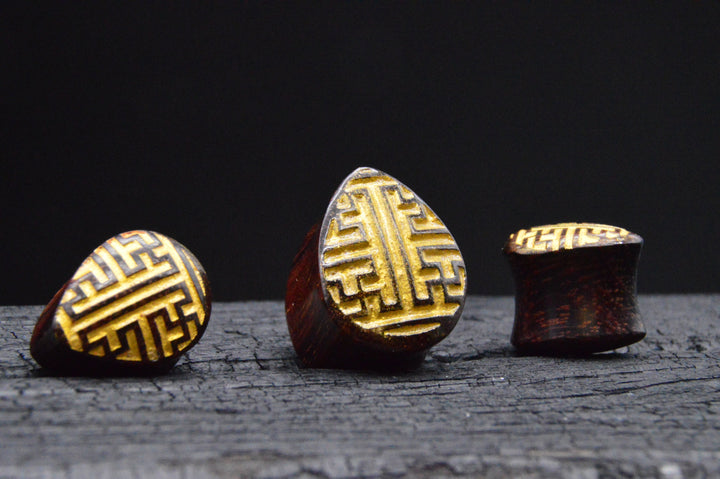 1x Teardrop Plug Tamarind Wood 8-16mm - F1