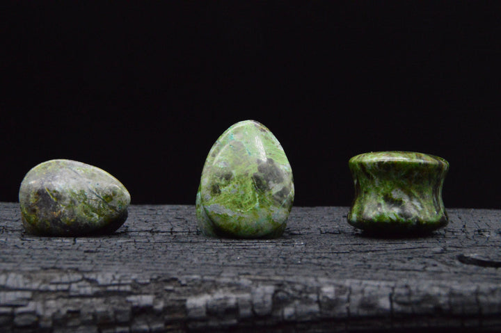 1x Plug African Jade Teardrop - J2