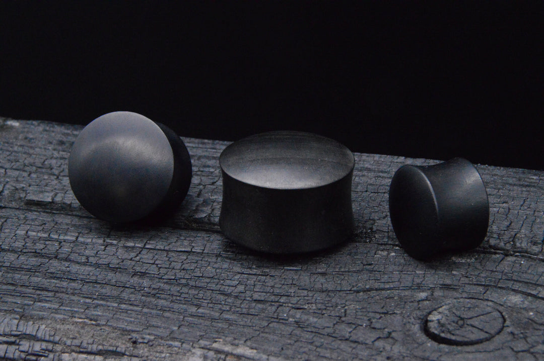 1x Plug Black Arang Wood 2-25mm - C1