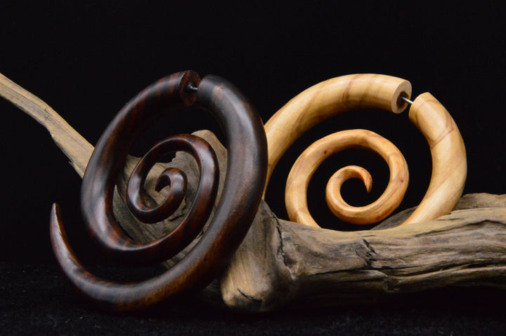 XXL Ohrringe / Fake Schnecke aus Holz - II-2