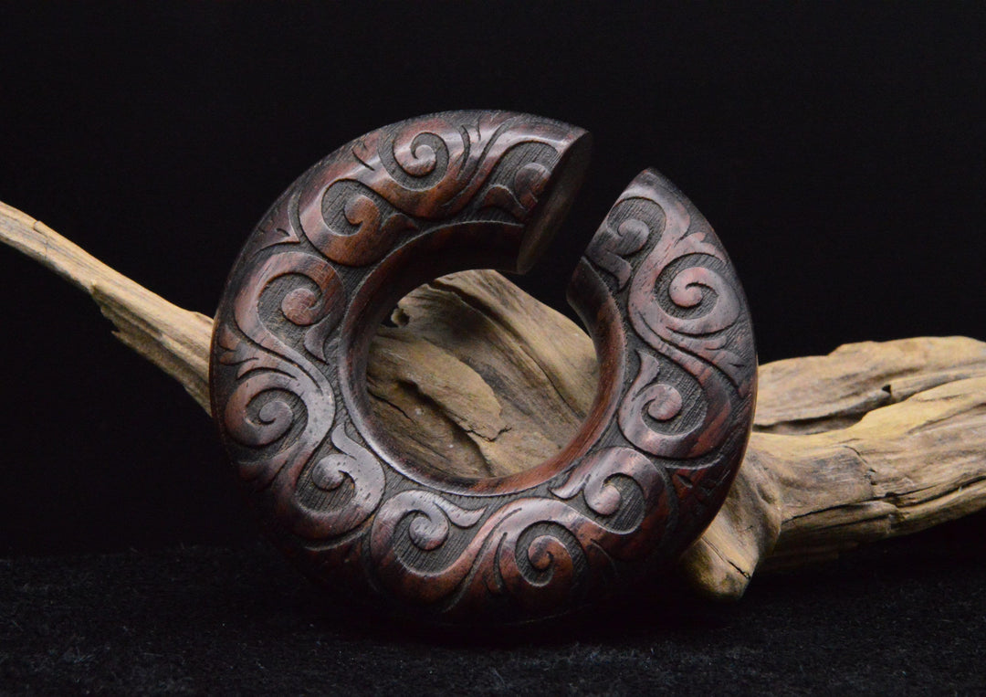 Ohrgewicht aus Narra Wood - AA-5