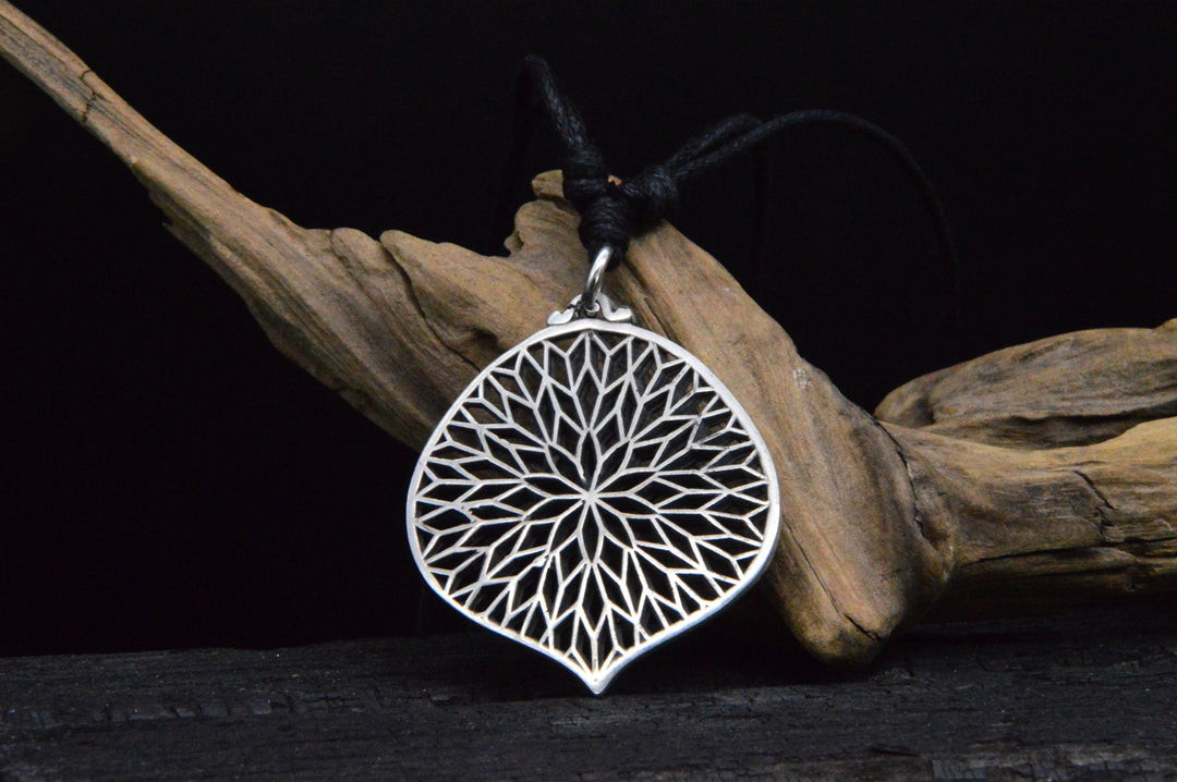 Amulett LEAF - CC-6