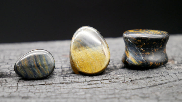 1x Plug Blue Tiger Eye Teardrop - J2