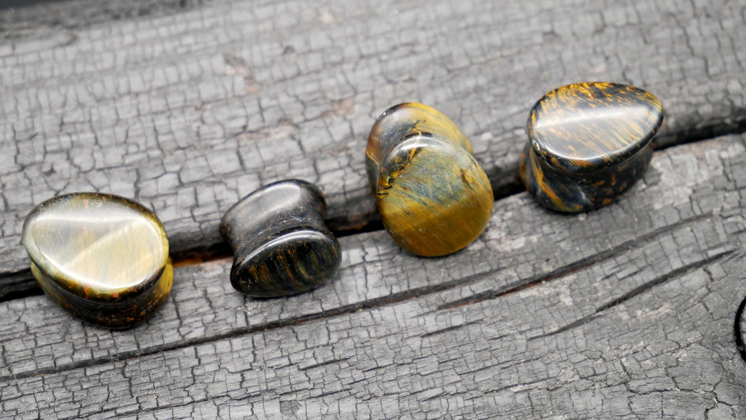 1x Plug Blue Tiger Eye Teardrop - J2