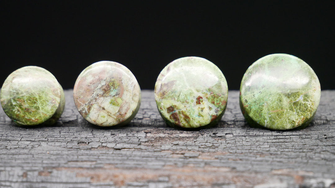 1x Plug aus African Jade - J1