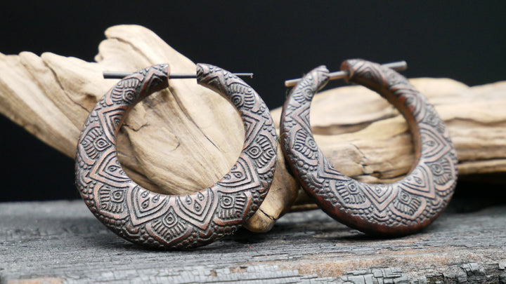 Ohrringe, Creolen aus Holz mit Gravur - AA-7