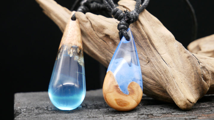 Amulett aus Holz und Epoxidharz - BB-6