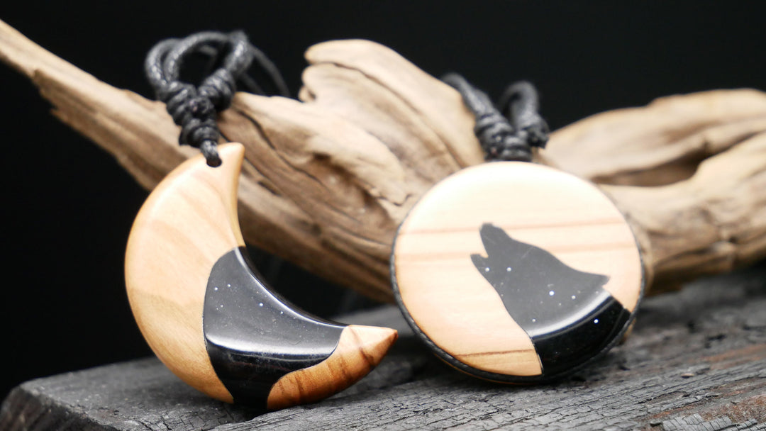 Amulett aus Holz und Epoxidharz - BB-6