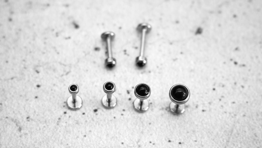Piercing/Labret/Medusa/Tragus Chirurgenstahl - 1B/17