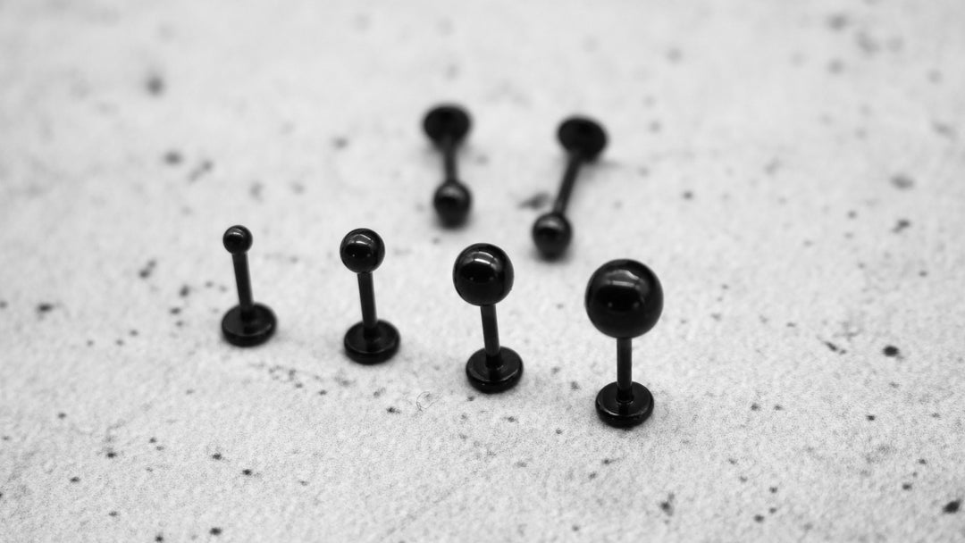 Schwarz Piercing/Labret/Medusa Chirurgenstahl - 1C/14