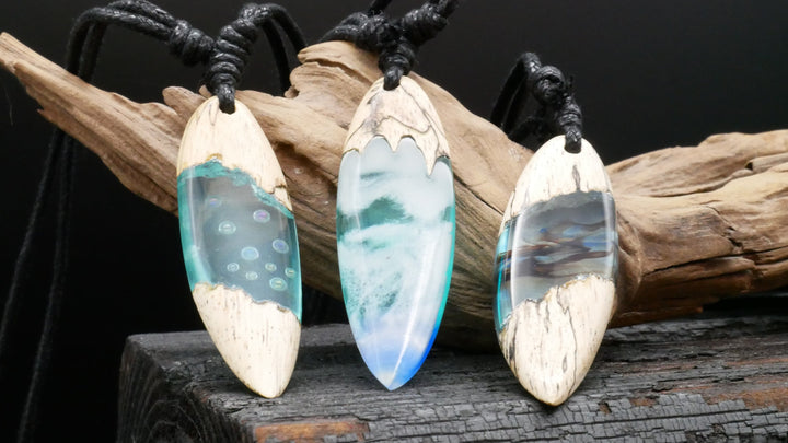 Amulett aus Holz und Epoxidharz - BB-6