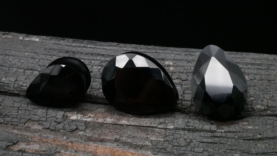 1x Plug Black Onyx mit Facettenschliff - J3