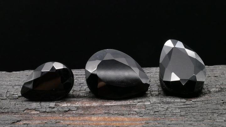 1x Plug Black Onyx mit Facettenschliff - J3