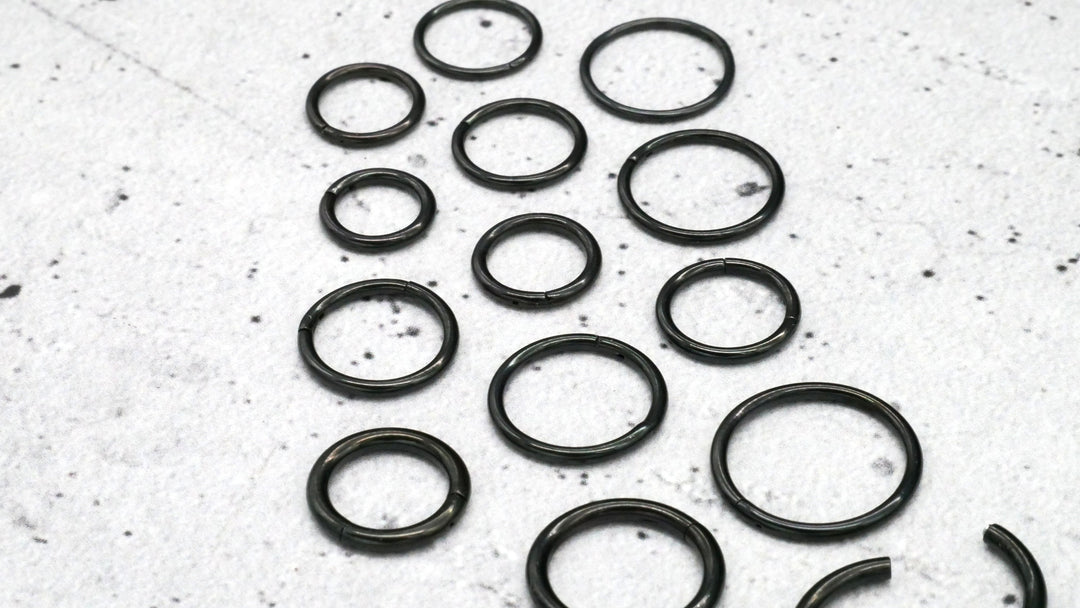 Schwarz Piercing Ring Chirurgenstahl - 1A/05