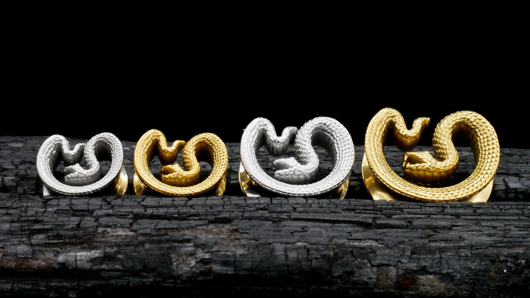 1x Plug/Tunnel Cobra Silber Gold 8-30mm - K2