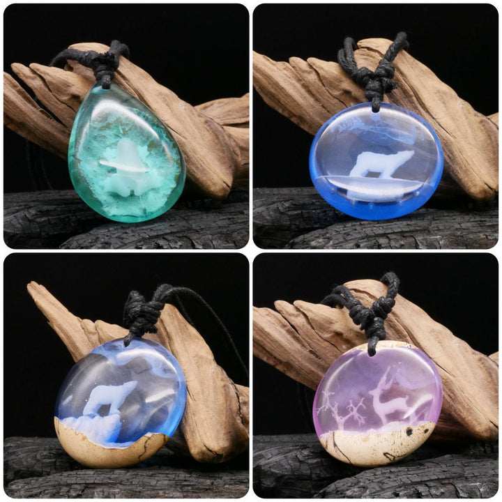 Amulett aus Holz und Epoxy- FF-7