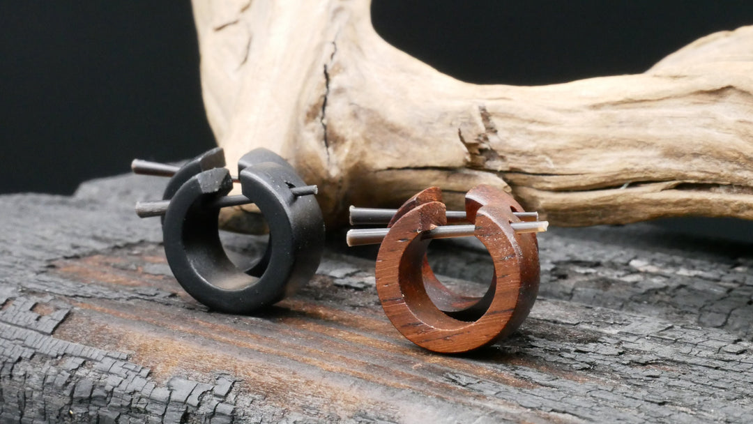Paar Ohrringe aus Holz Handarbeit - N1