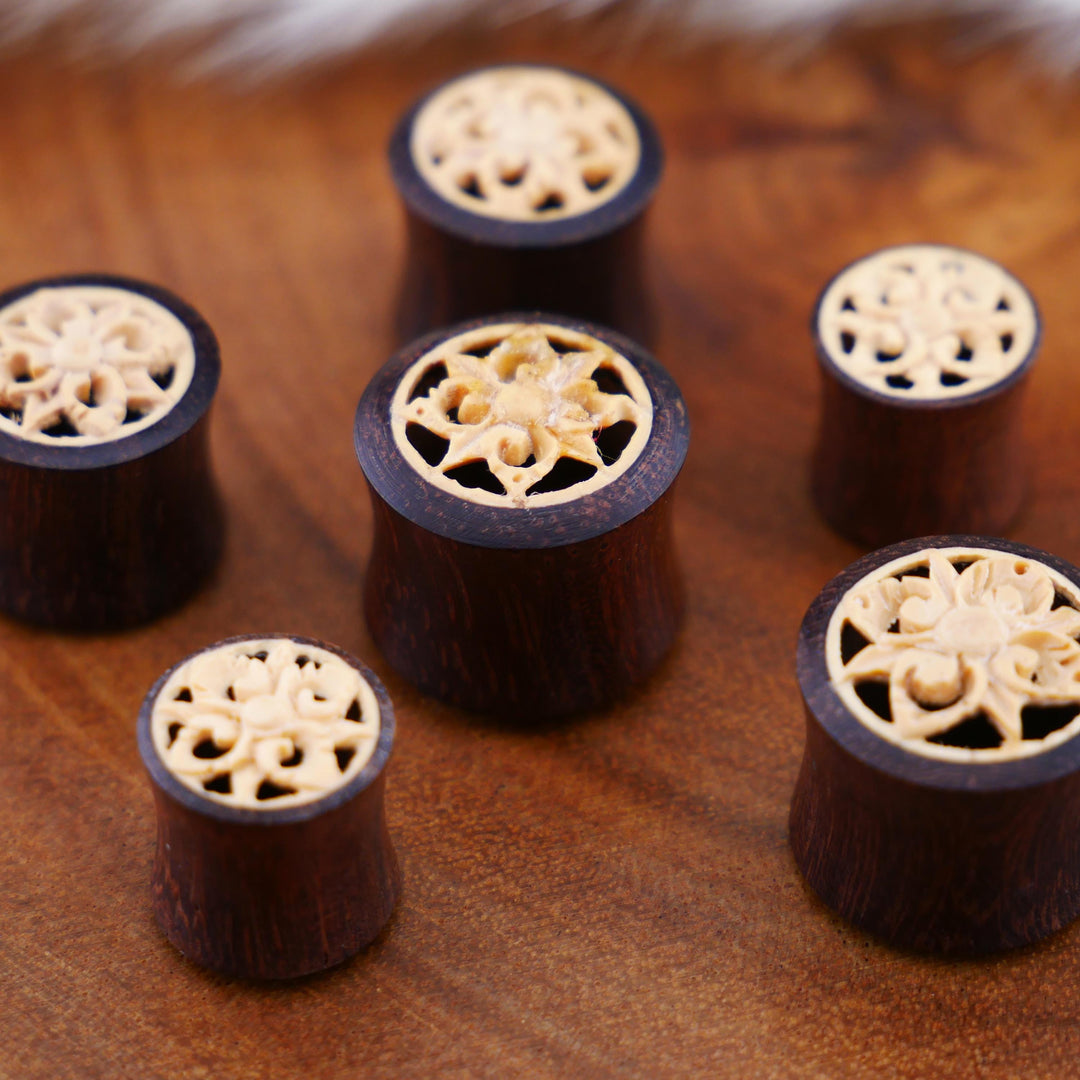 1x Plug Tamarind Holz Flower 10-14mm - F1