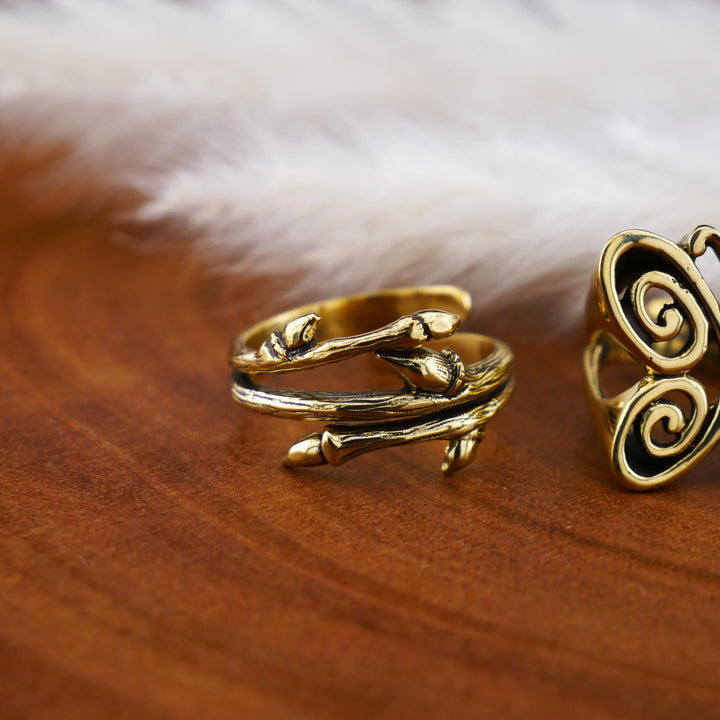 Ring Unisize aus Messing mit Motiv - Q7