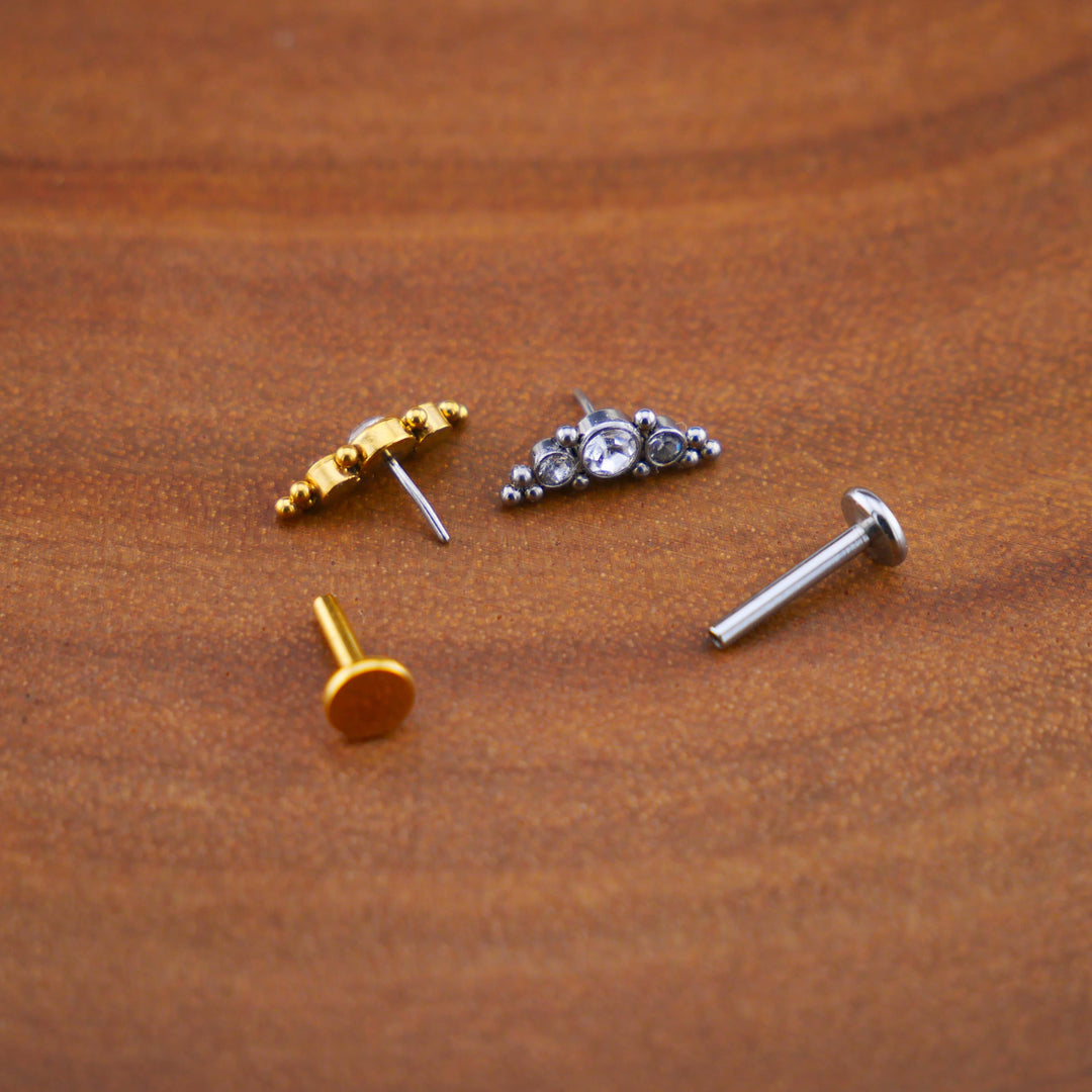 Push-Fit Piercing Labret aus Chirurgenstahl und Schmuckstein - 1Q/01