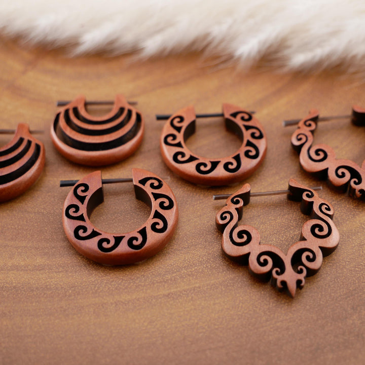 Paar Ohrringe aus Sawo Wood - O3