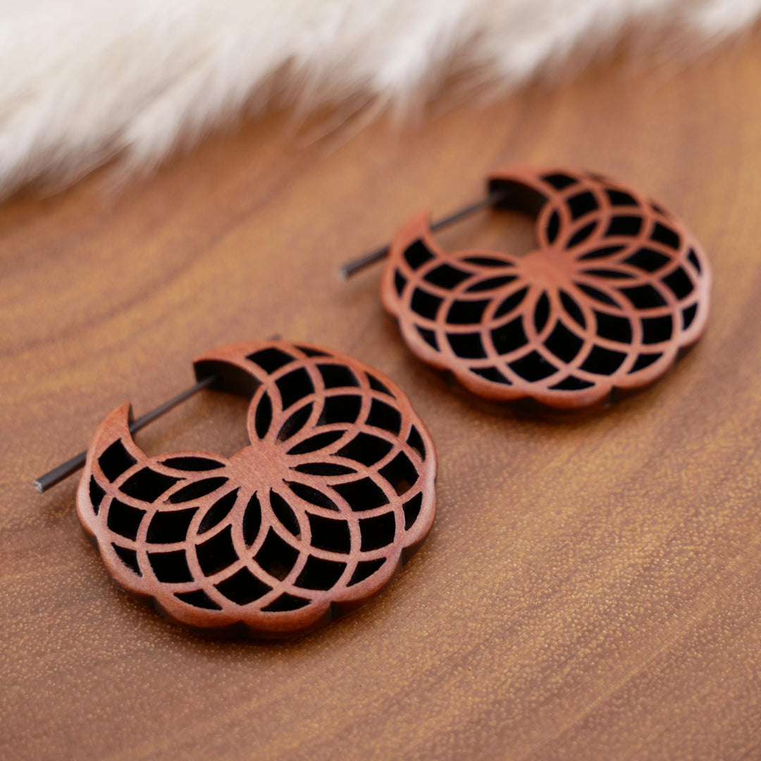 Paar Ohrringe aus Sawo Wood - O3