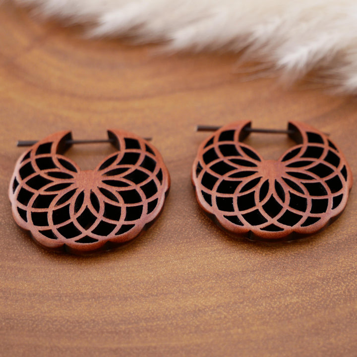 Paar Ohrringe aus Sawo Wood - O3