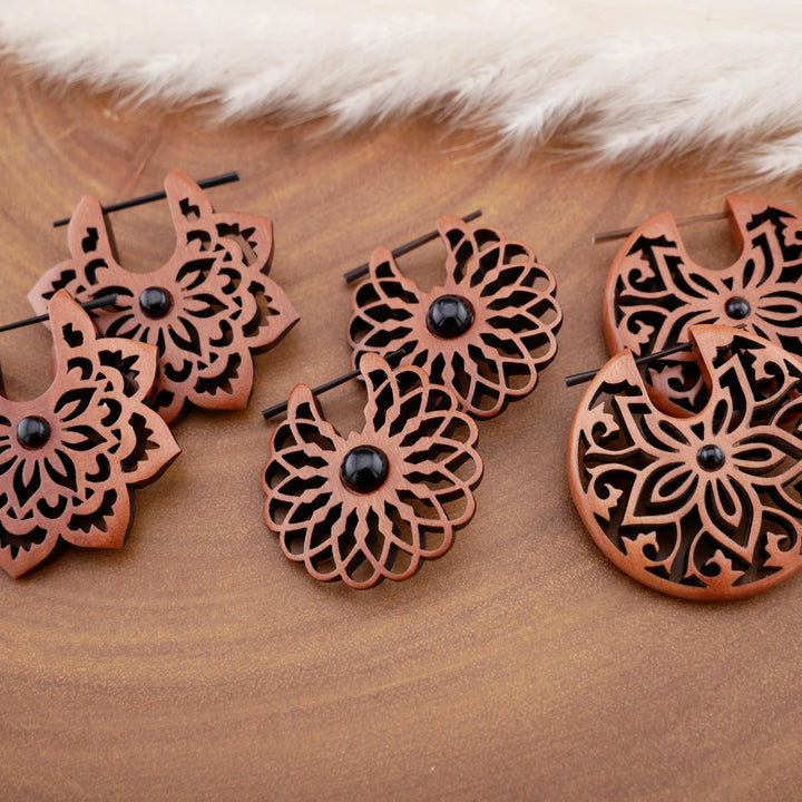 Paar Ohrringe aus Sawo Wood - O3