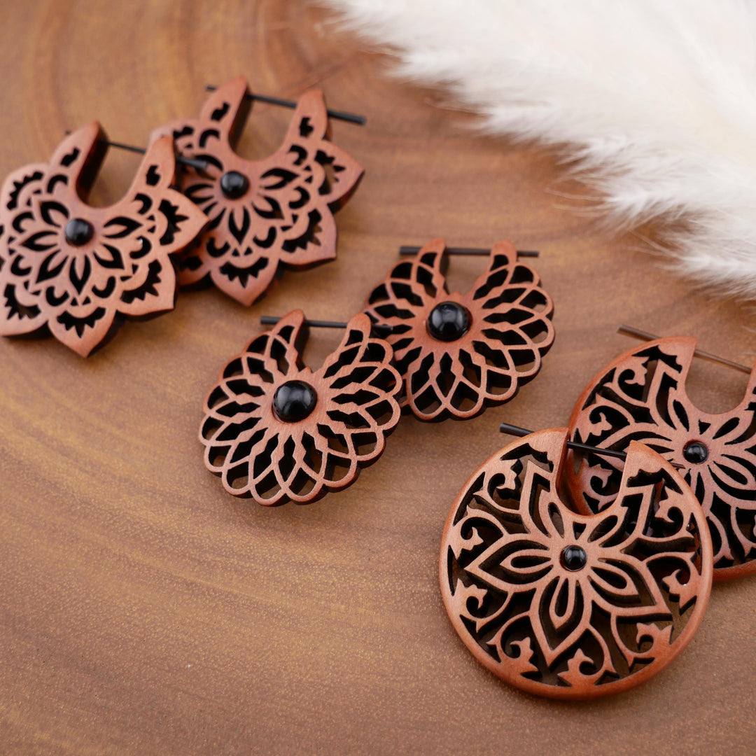 Paar Ohrringe aus Sawo Wood - O3