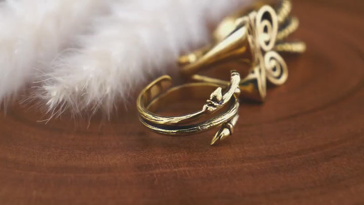 Ring Unisize aus Messing mit Motiv - Q7
